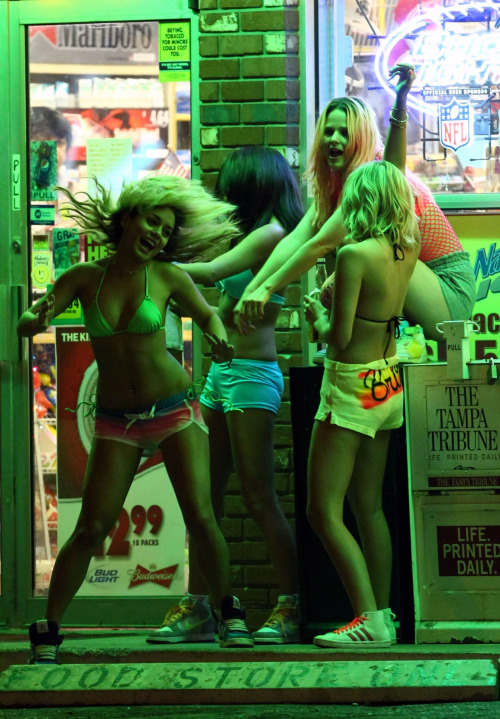 suicideblonde:  pussylequeer:  Selena Gomez, Vanessa Hudgens, Ashley Benson & Rachel Korine filming Spring Breakers in Tampa, March 13th  Can not tell you all how excited I am for this movie.  A Harmony Korine movie is a white trash enfant terrible,