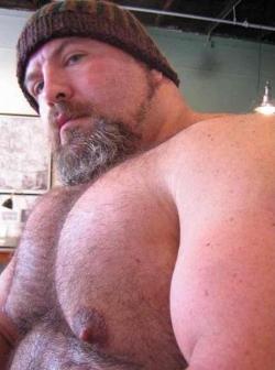 thejoemoose:  nippletheory:  The incredible BigLittleTim. I would pay him for five minutes with that chest…  Oh…damn… 