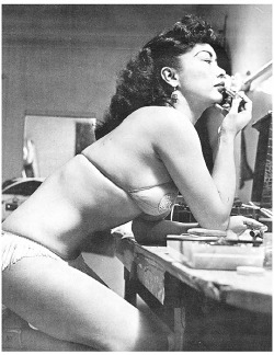 stereosmut:  Chen Yu   aka. &ldquo;Pearl Of The Orient&rdquo;.. As featured in a 1963 issue of &lsquo;STRIPARAMA&rsquo; magazine.. 