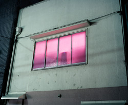 neuewave:  Pink Window In The Red Light District, Tokyo, 2009 by Thomas Prior 