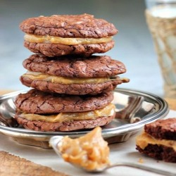 gastrogirl:  brownie and peanut butter sandwich cookies. 