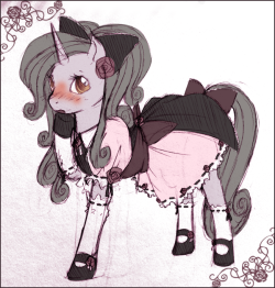 rainbowdash-likesgirls:  teacake-rose:  Um… this is me. I hope you’re not too put off by my fashion sense. It’s just that I love Goth-Loli clothing…  What a cute pony!