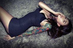 hotchickswithtattooz:  Hot Chicks With Tattoos 