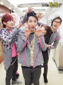 aviateb1a4:  [PIC/OFFICIAL] 120405 MBC FM4U Kan Miyeon’s Chinchin Radio: Our Hyper Baro s: imbc reup cr: queen Glynx @ AVIATEB1A4 TAKE OUT WITH FULL CREDITS TO THE SOURCE AND REUPLOADER 