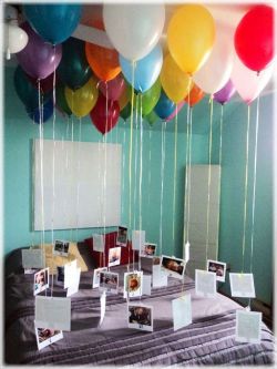 thepolishone:  heytheretrivara: This is the cutest thing ever. I love boys who does creative, romantic things for their girlfriend. The balloons are attached at the bottom to photos - memories. With a paragraph written at the back about the memory