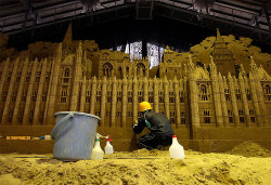 architizer:  In Tottori, Japan, sand sculptors build epic sand castles honoring the London 2012 Olympic Games. 