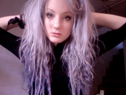 fuckyeahgreyhair:  ohvex:  so I found all my old photobooth pictures… here is all the stupid stuff I can do with my silly hair. I miss it when it was really massive  Bottom right omg  Look at all the baby Vexes!