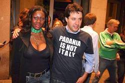 Matteo Salvini, deputato del Parlamento europeo Nel 1997 era capolista nelle elezioni per il cosiddetto parlamento della Padania della corrente &ldquo;Comunisti Padani&rdquo; che ottenne 5 seggi su 210. Ha proposto di usare vagoni della metropolitana