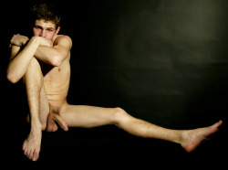 Tfootielover:  Sexy Legs And Feet .. His Willy Is Sniffing For A Warm Place To Enter