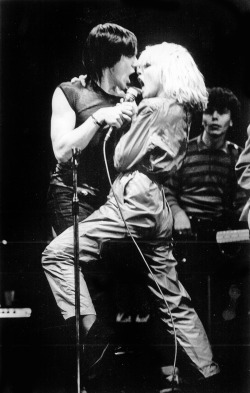 vintagegal:Iggy Pop and Debbie Harry photographed