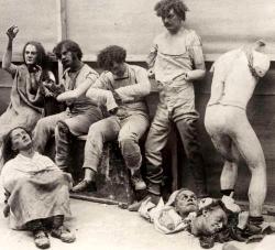 grimmperiodikum:  Melted and damaged mannequins after a fire in the Madame Tussaud Wax Museum in London, 1930 (via Facebook) 