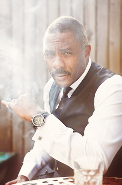 sea-dyke:  cijithegeek:  panasonicyouth:  your obligatory dose of this gorgeous man on my blog  You, sir, are in violation of curfew! Now, please, go sit in the corner!  Idris Elba for Doctor  Idris Elba for everything.
