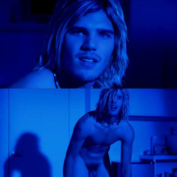 Love this naked shot from Chris Zylka