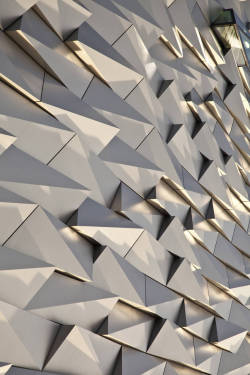 simplypi:  Titanic Belfast by Todd Architects