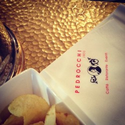 Caffè Pedrocchi (dettaglio del bancone)#italy #padova#igerspadova #pedrocchi (Scattata con Instagram presso Caffè Pedrocchi)