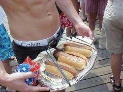 boybulge:  hot dog anyone?   Taste my sausage