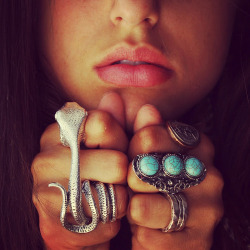 I love weird rings ! I just love ‘em