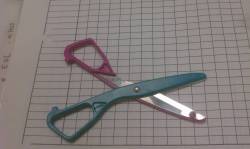 imremembering:  Those Lame Scissors [Imgur]