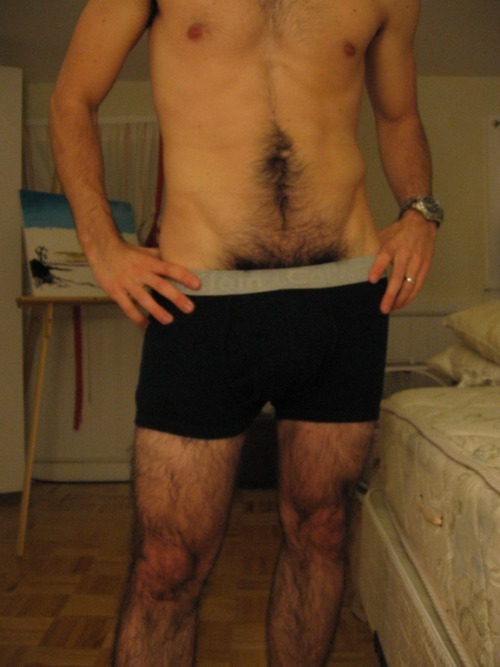 bushbabies:  thickbush:  I was excited to come across a new pic of my favorite guy. I still don’t know who he is, but I’d recognize that happy trail anywhere. The four pics that follow are the same guy.  imminentbush 