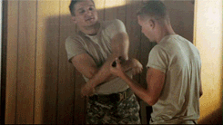 neur0tica:  Jeremy Renner as Sgt. William adult photos