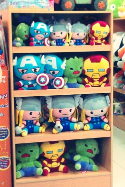 ariannestark:  Can I die of cuteness now? AVENGERS PLUSHIESSSSSSSSSSSSSS So I went Marvel hunting with my sister at the local mall today…….  Edit: I found this in Toys R’ Us, in case any of you wants to know :3 But I’m residing in Southeast Asia