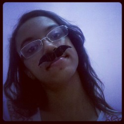 #me #moustache #unoccupied #girl #instagram (Publicado com o