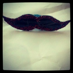 #moustache #glitter #hair #instagram  (Publicado com o Instagram)