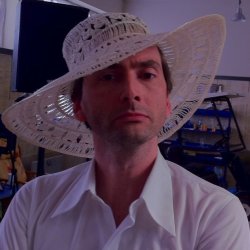 publicpolicebox:   David Tennant in Hats