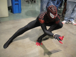 robinade:  nomalez:  kwisdom82:  Came across these online. Miles Morales/Spider-Man cosplay. I think the kid did a good job.  Superbe cosplay de Ultimate Spider-Man/Miles Morales !! All my posts about Spider-man : www.nomalez.tumblr.com/tagged/spiderman