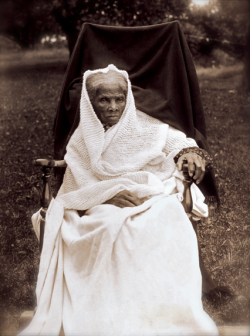 cartermagazine:  Today In History ‘Harriet Tubman, abolitionist, author, and engineer of the Underground Railroad, led Union Army guerillas into South Carolina and freed nearly 800 slaves on this date June 2 1863. Tubman was the first woman in U.S.