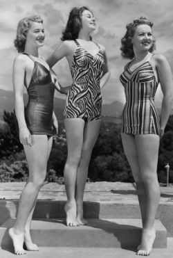 vivianhartleys-blog:  Ellen Drew, Susan Hayward and Betty Grable, 1939