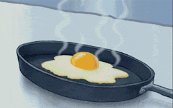 Joannapenguin:  I Hate It When I’m Cooking Eggs And This Happens. 