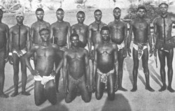 ukpuru:Ikolobia young dancers and wrestlers.