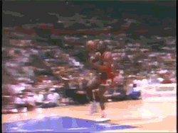 Maldito Jordan saltando desde el tiro libre.
