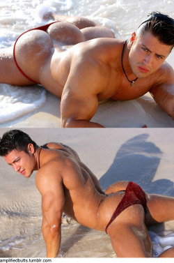 amplifiedbutts:  Eat your heart out Pamela Anderson. Jonny Delgado  Oh my gawwd all you can eat! xD