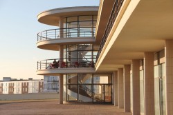 loco-et-tempore:  Sussex, England: De La Warr Pavilion (1935) Architect: Erich Mendelsohn, Serge Chermayeff “While much of his work was considered more expressionistic than modernistic, his understanding and passion for new materials and construction