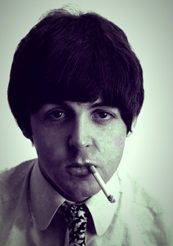 philnotfeel:  60/100 pictures of Paul McCartney 