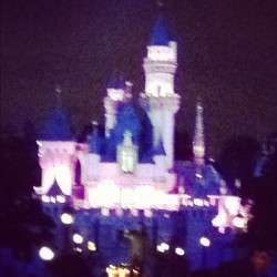 #Disneyland time!!! Missing @neishhh_  &ldquo;/ (Taken with Instagram at Disneyland’s Magical Fireworks Spectacular!)