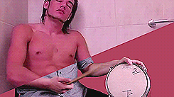 musicandnude:  drums … keyboards … bass … tambourine …  Haha&hellip; best one of these I&rsquo;ve ever seen