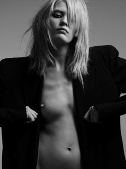 thequietfront:  Heidi Mount by Hedi Slimane androgyne 