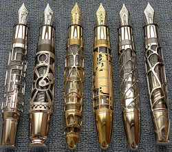 gingerten:  bobby-mcdarren-for-president:  nicnotorious:  isis-:  consulting-idjits-in-the-tardis:  obsessivemandisorder:  nakaharrasunako:  twigwise:  mr-ten-below:  booksdirect:  Writing implements.  FUCK  PEN PORN  They could be a littler more sonic.