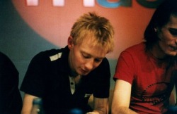 Thom and a piece of Jonny :з
