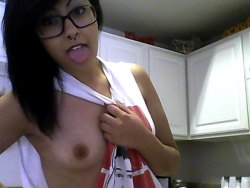 fukkinfagg0t:  Here. Have some tits while i make myself some food :* ignore my face pls 