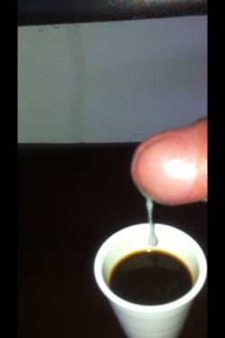 xxxemaxxx:  Amore è pronto il caffè!  That&rsquo;s the kind of cream I like in my coffee!