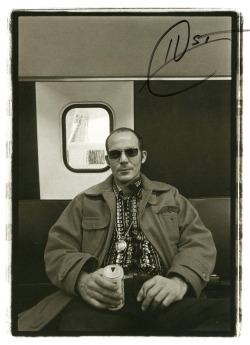 babylonfalling:  Happy 75th to the good doctor! Hunter S. Thompson, Dulles Airport, Washington D.C., 1972 Photo by Annie Leibovitz 