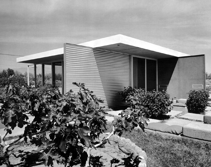 midcenturymodernfreak:  Renown modernist architect, Albert Frey, built his own home,