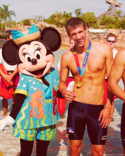 catfightclub-deactivated2014041:  Michael Phelps at Disney World 