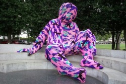 blouinartinfo:  Guess who paid a visit to Washington D.C.’s Albert Einstein Memorial?  I wanna try yarnbombing one day.