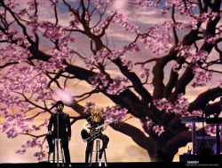 Madonna and Isaac singing: Paradise (Not