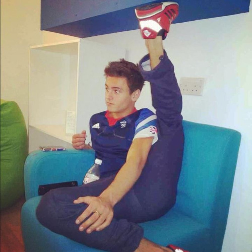 hot-gaysex:  milesjai:  fucking Tom Daley life ruiner.  His body is ready! 